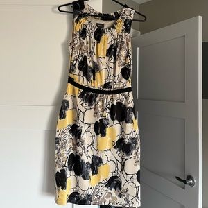 Spring summer dress, beautiful color’s worn once.